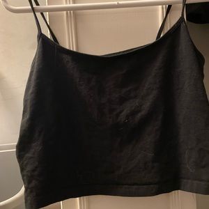 Thin strap cropped shirt